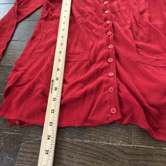 Moda International Women Red Cardigan Small Pockets Button Front - Picture 5 of 6